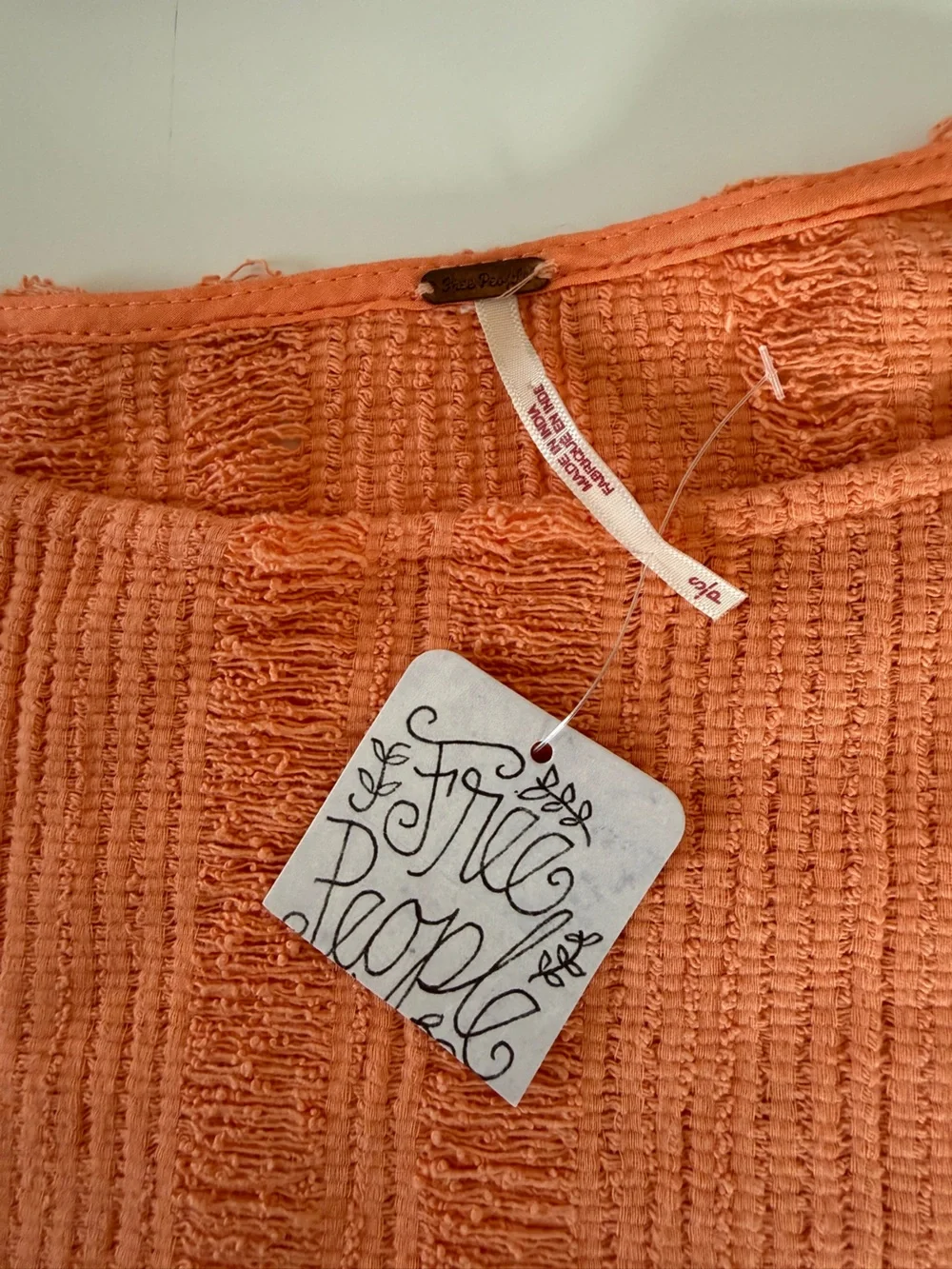 Free People Calypso distressed tee. Peach/Coral NWT Small - Picture 7 of 13